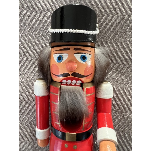 Vintage German NUTCRACKER VEB Holz und Drechslerwaren Rothenthal 11" - Picture 3 of 15